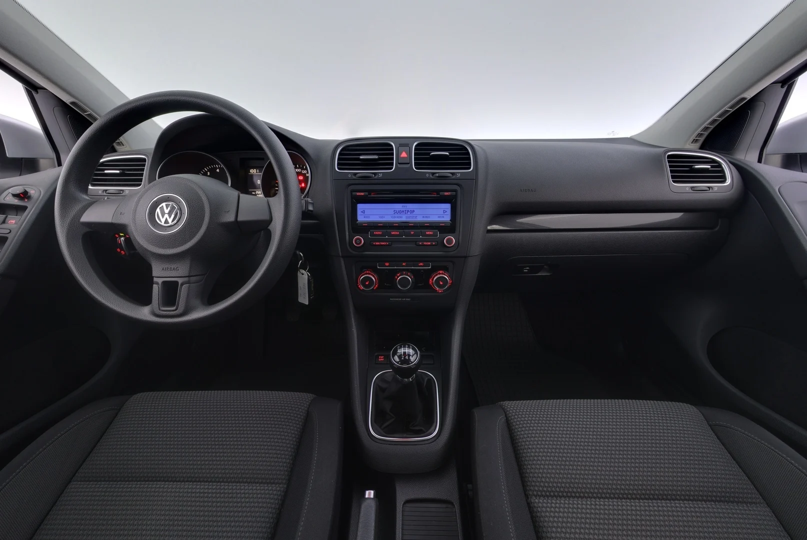 Car Image - 72GZJF3PGjjF6LIqIM7fVs