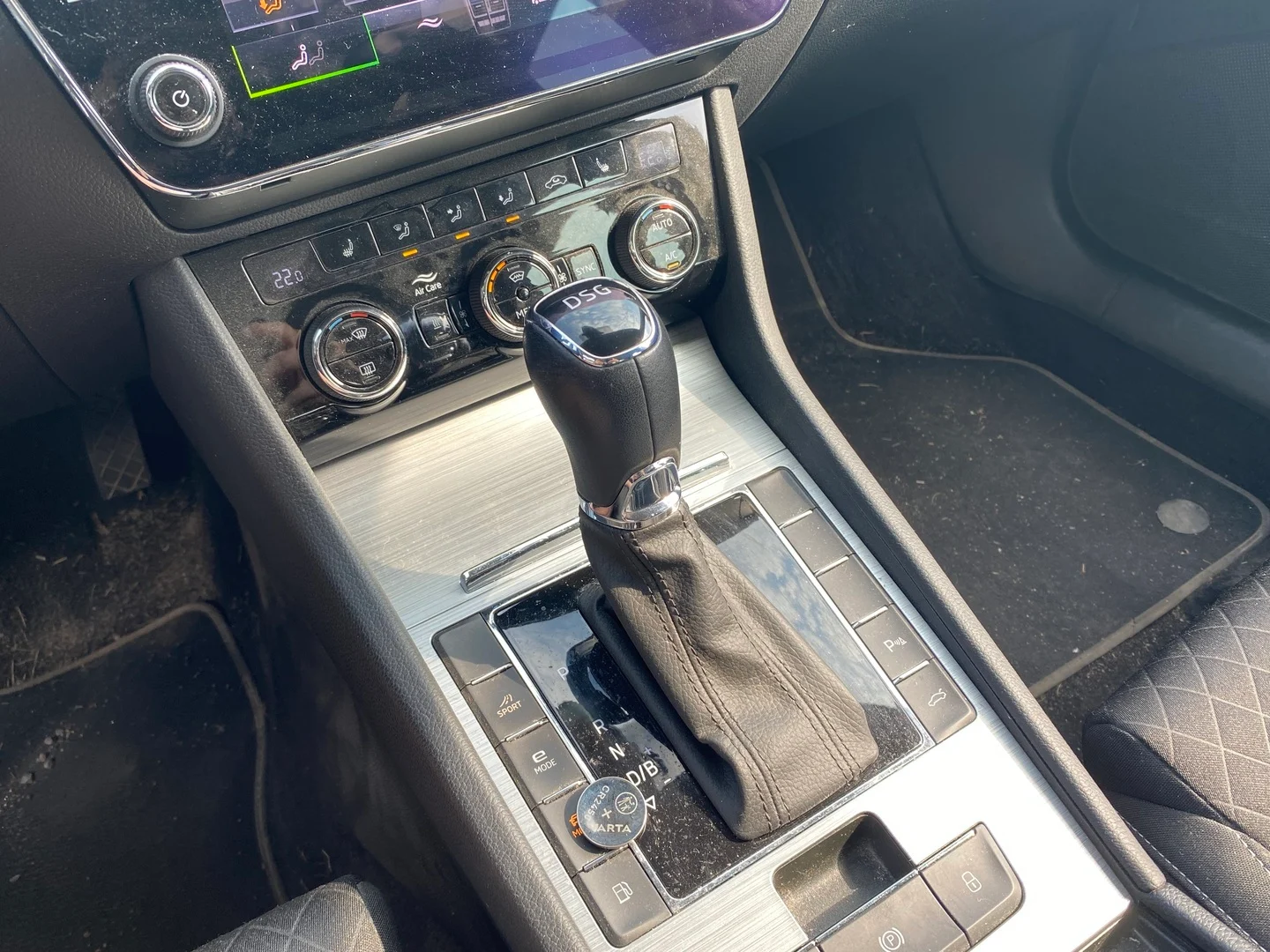 Car Image - 2It9zYIbAXGN6xDKnRlxF0