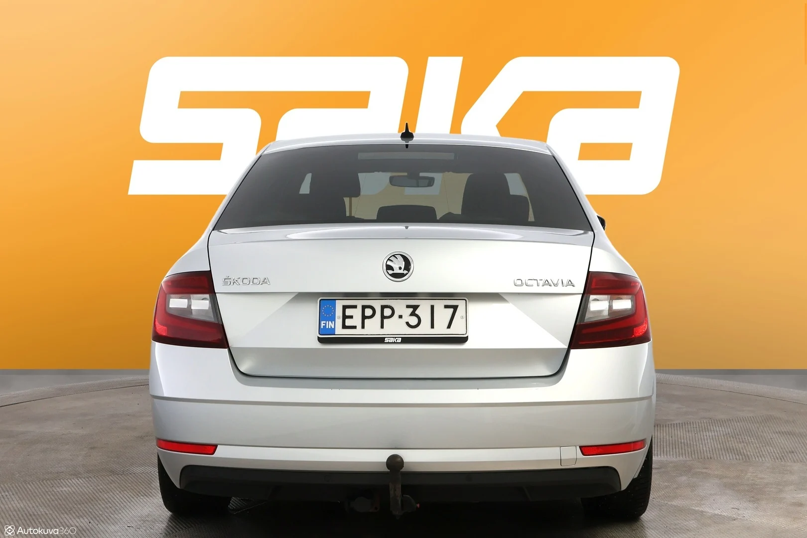 Car Image - 5UxozruUhcRIn5c3jeUMLm