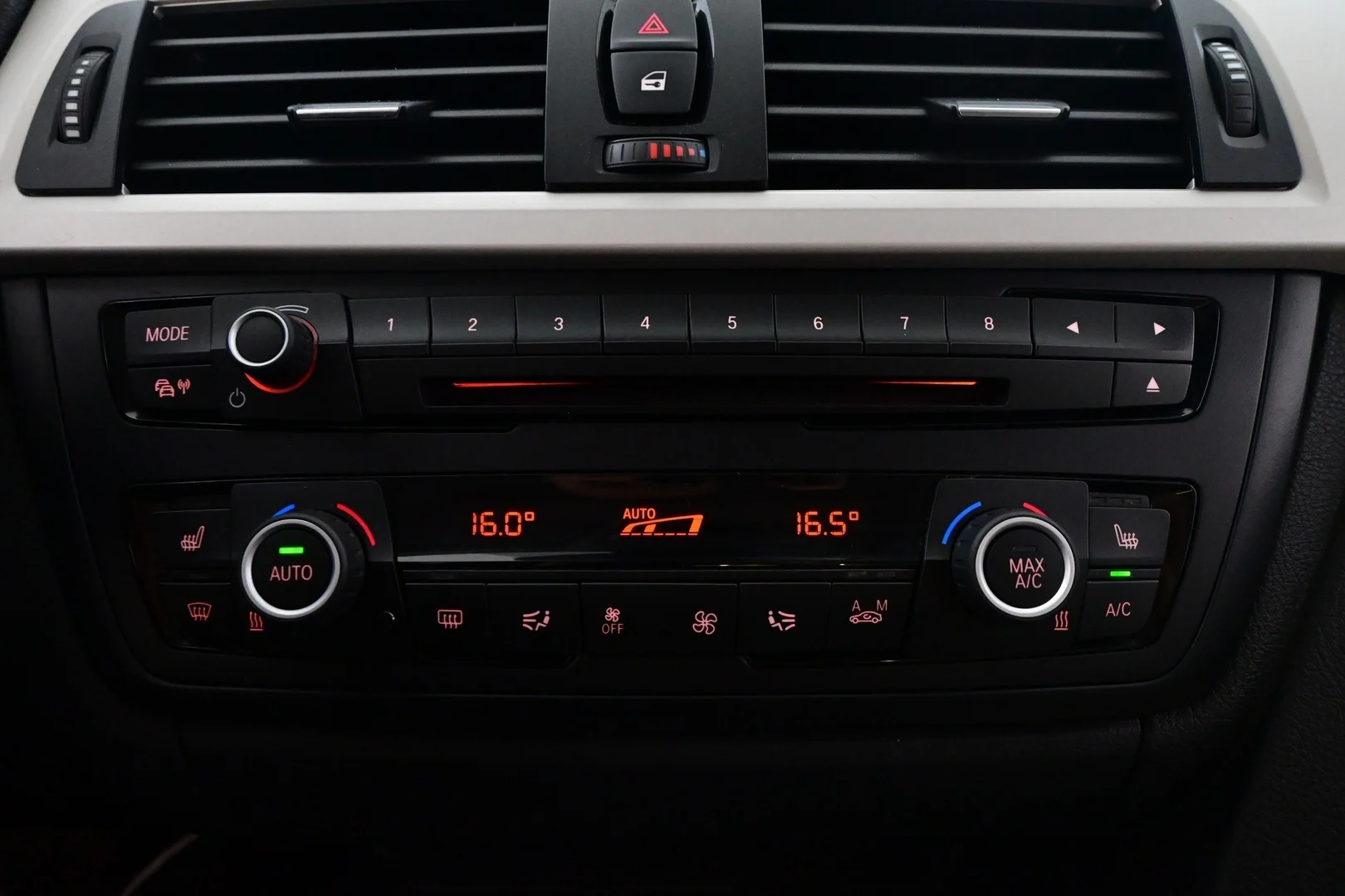 Car Image - 3IdlYemUscD6YniFGMtLoC