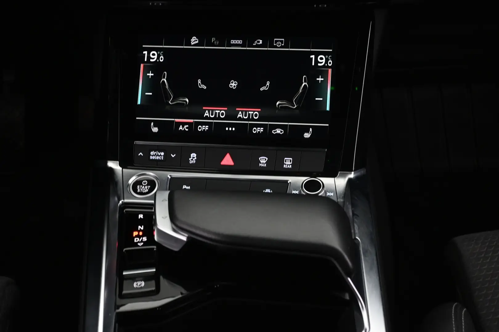 Car Image - 1FZeuwGLHClOuGovfRAln8