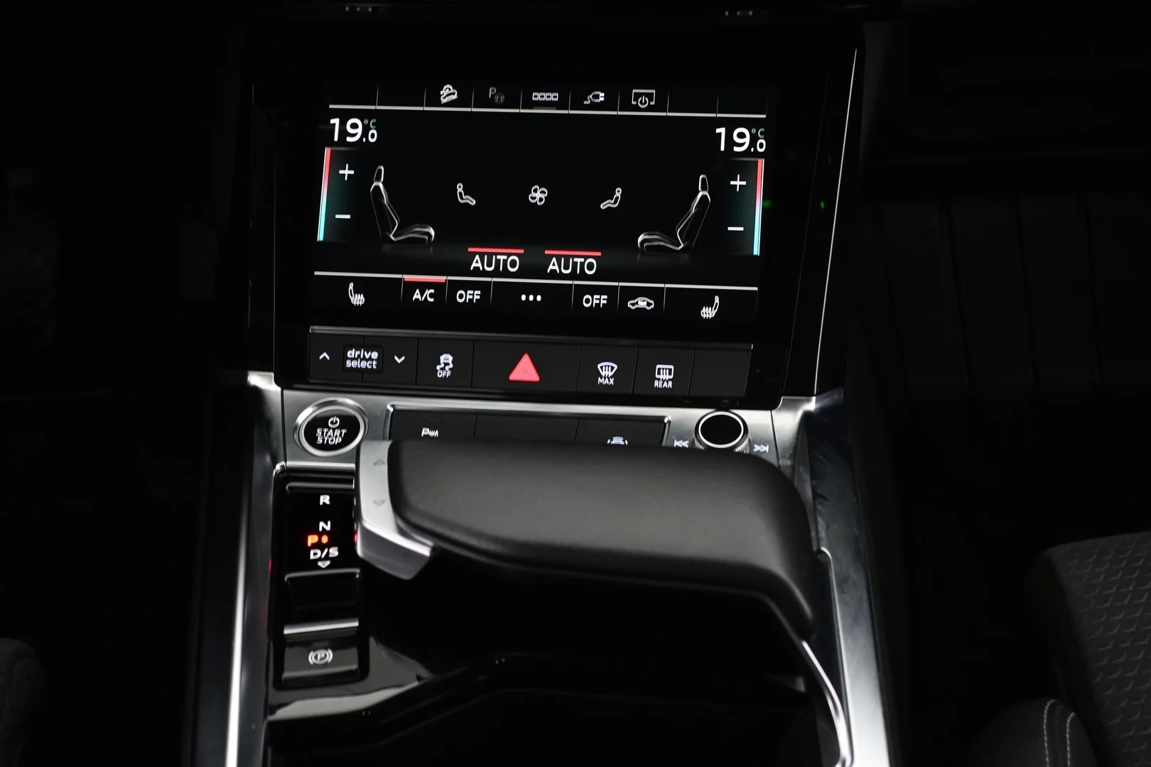 Car Image - 1FZeuwGLHClOuGovfRAln8