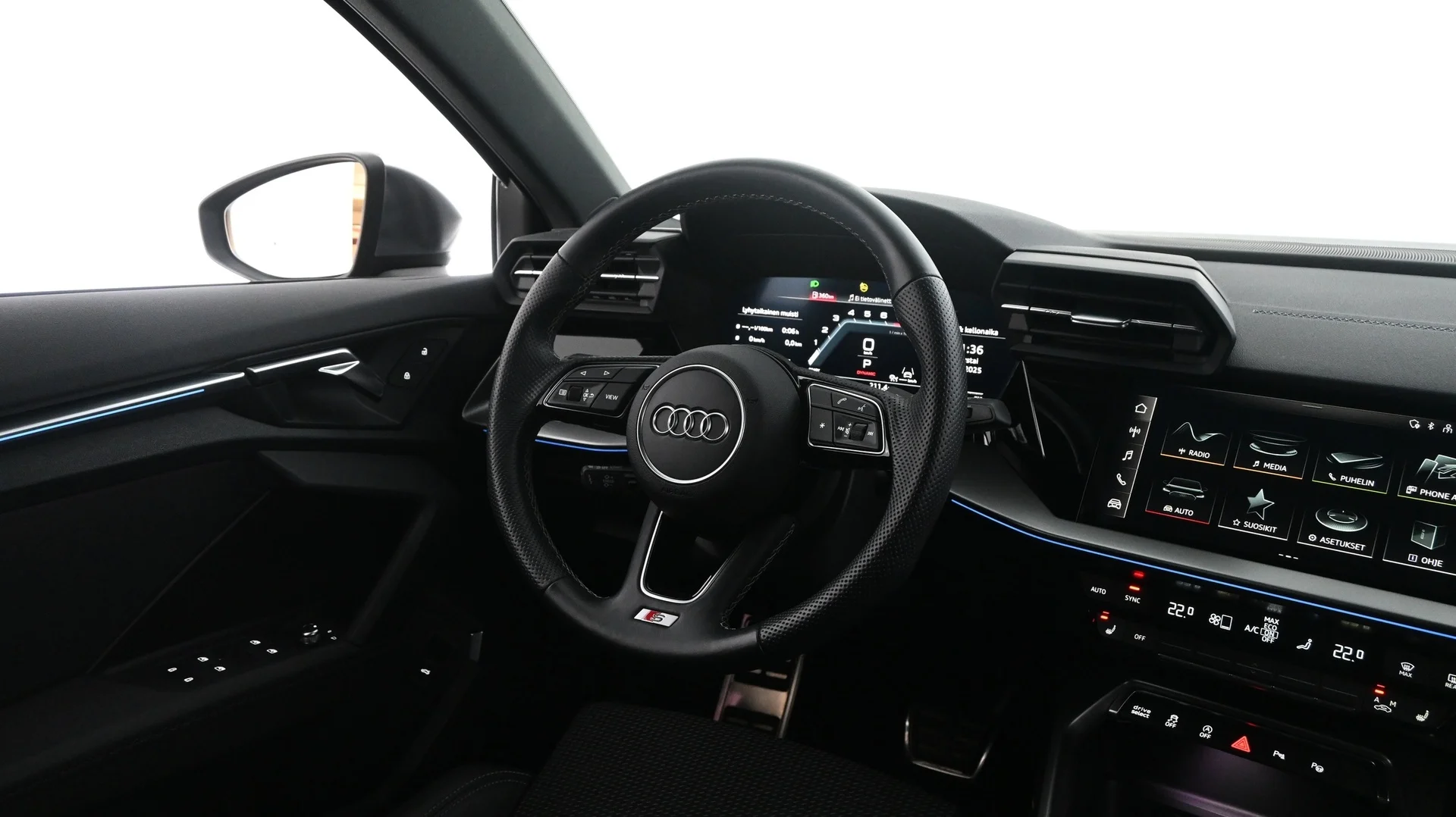 Car Image - W4jTmISOicVvcuQDXZ37T