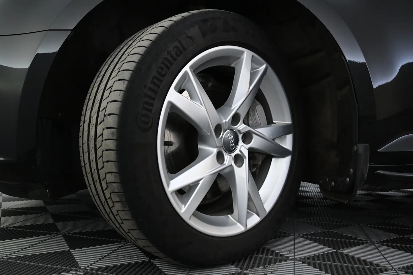 Car Image - 79tdb0hKA1RfPfN8pJumwq