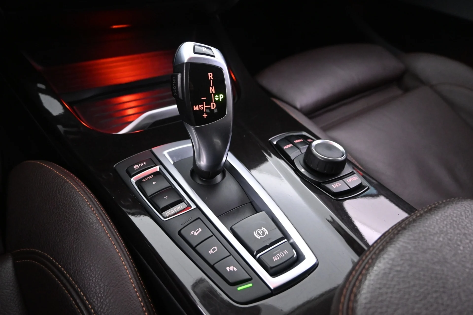 Car Image - 4AKlmxwam0BZfcCYnSb6D9