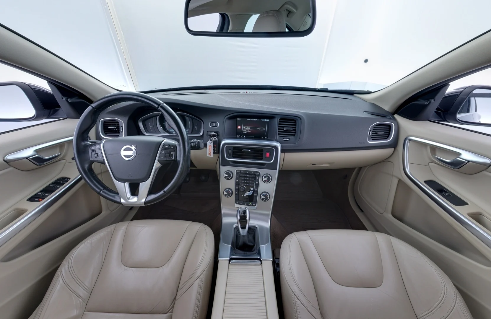 Car Image - 1x1KCF06loQ2KdYsgOWzNn