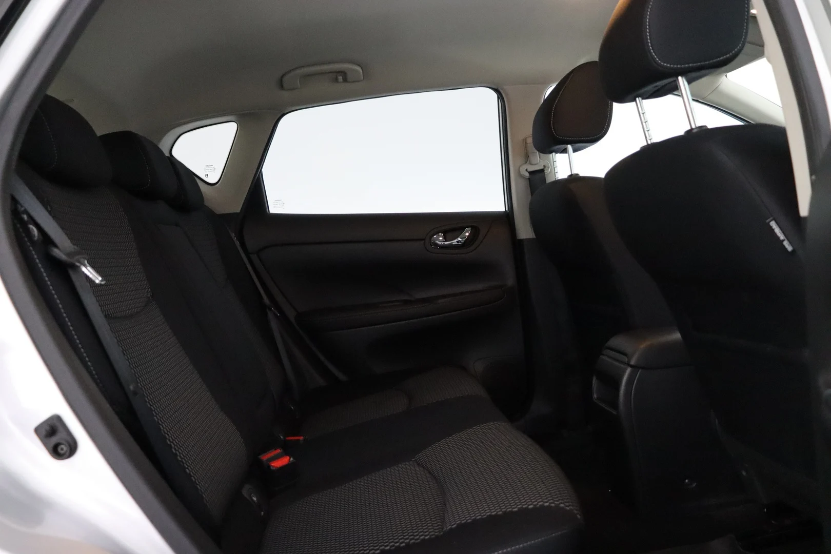 Car Image - 2ecwEkAPQnYgCUHltvwDOh