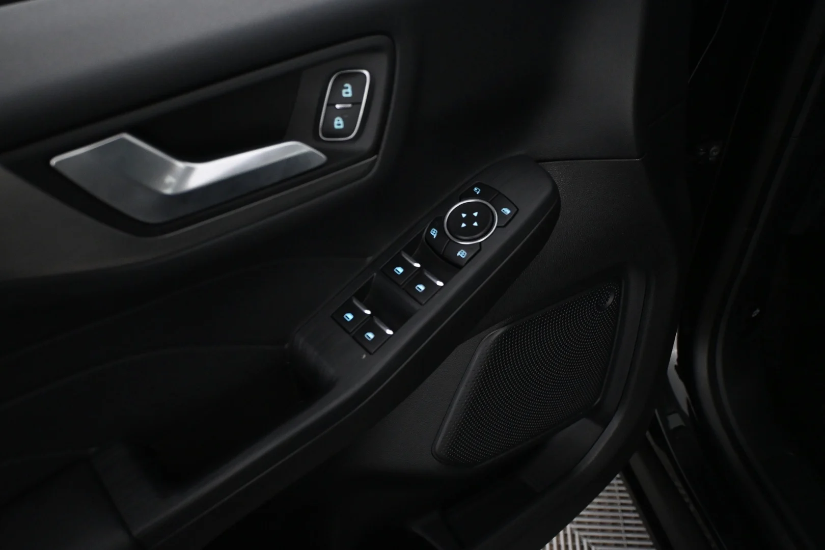 Car Image - 3ajwCwooP0Nj3UJkqTxi2u
