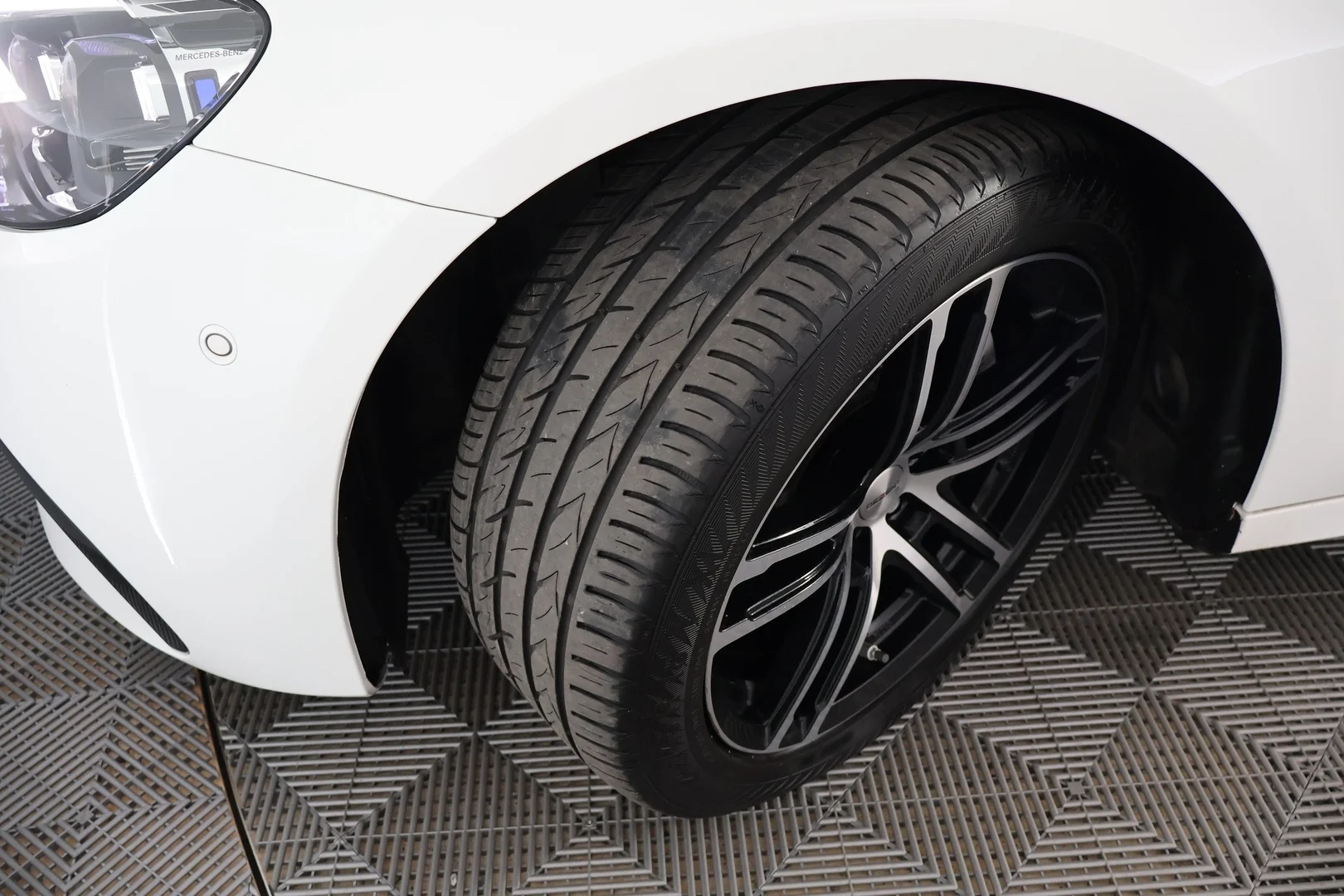Car Image - 71MffOsjrAcm2Vr70eynYz