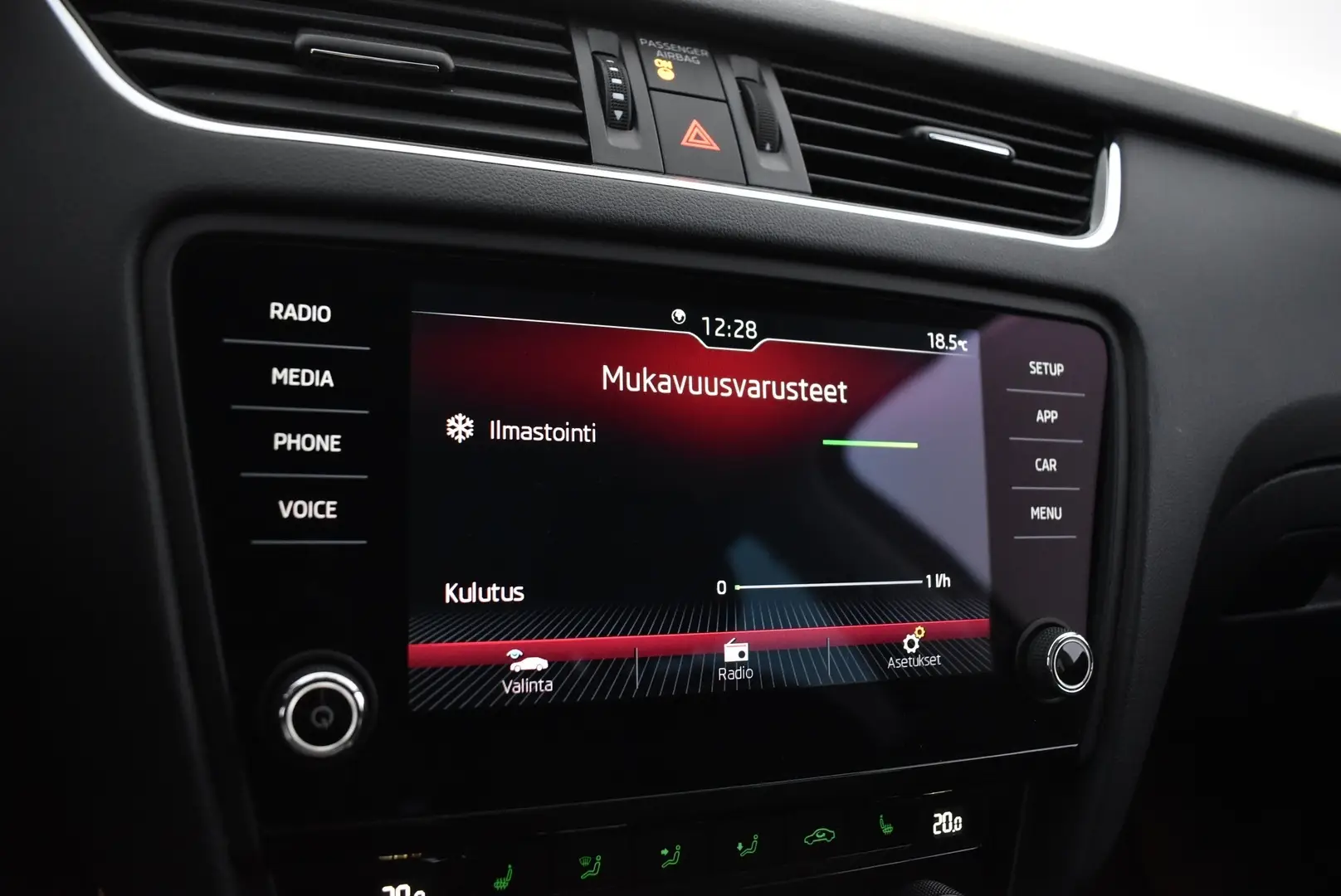 Car Image - 1ll8sL7zBdllNXtlfvDOSF
