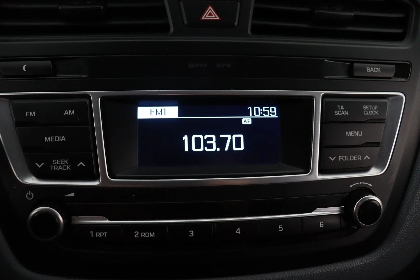 Car Image - 7syra0xHvxgxjdydruwqFv