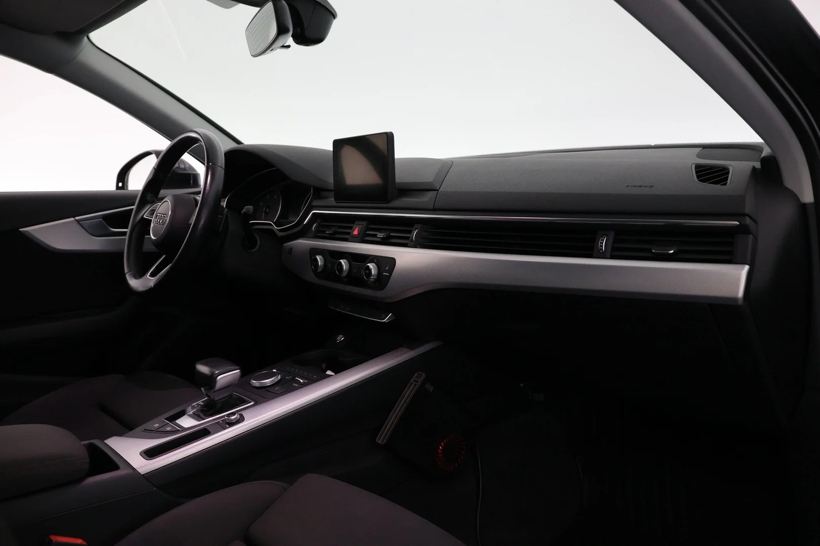 Car Image - 7FfGMITl1e5G8HbzKXzMoQ