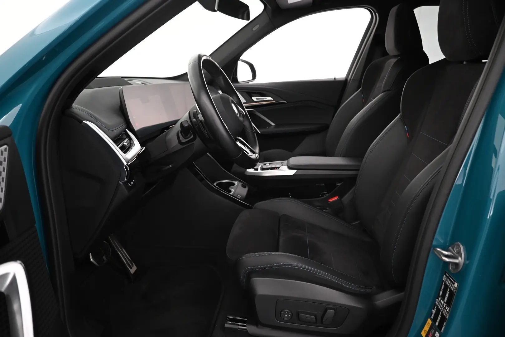 Car Image - 1rfRLLBxdkRJPgHV6NEvNT