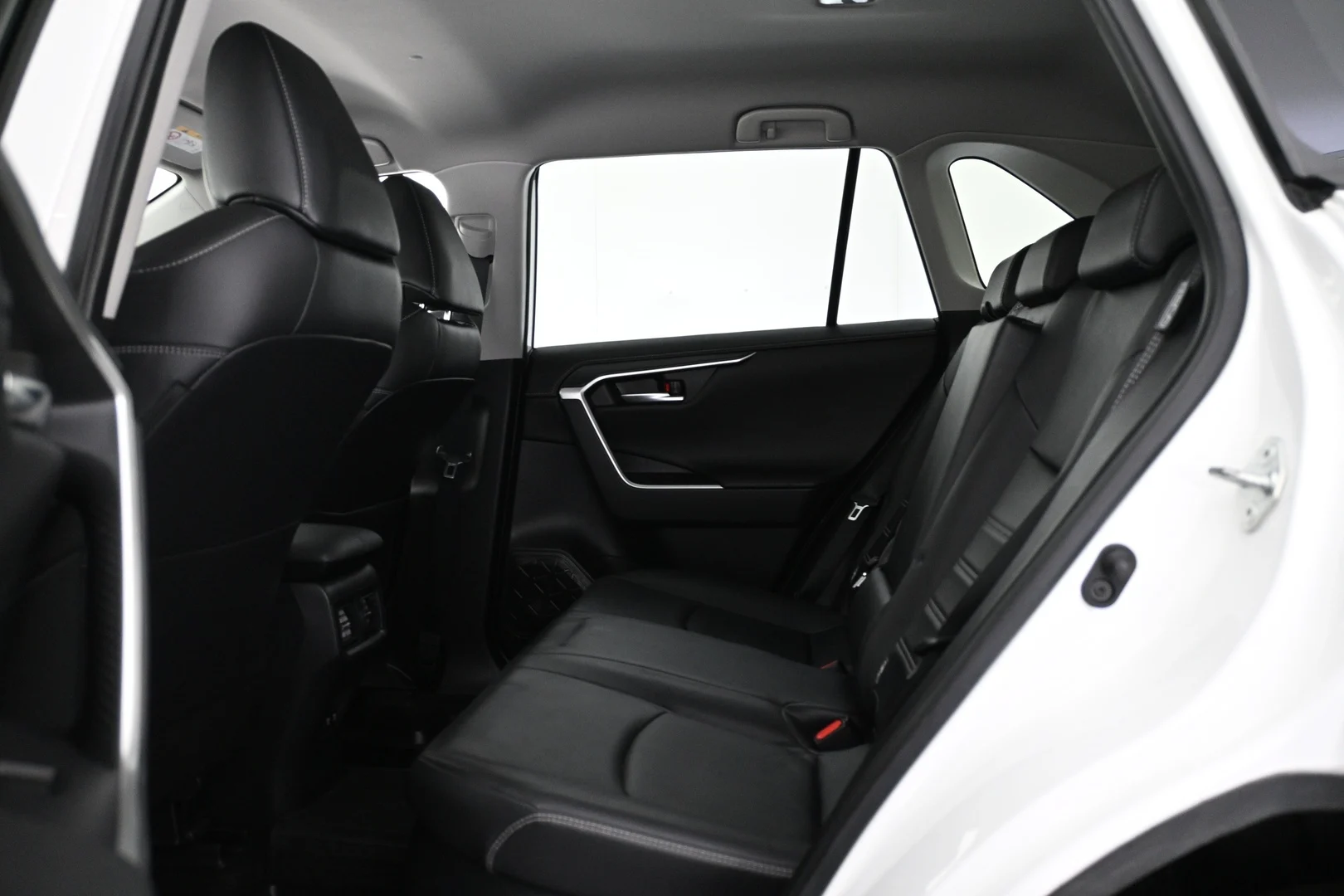 Car Image - 7eFikbmCxU0umpbdTLqzvW
