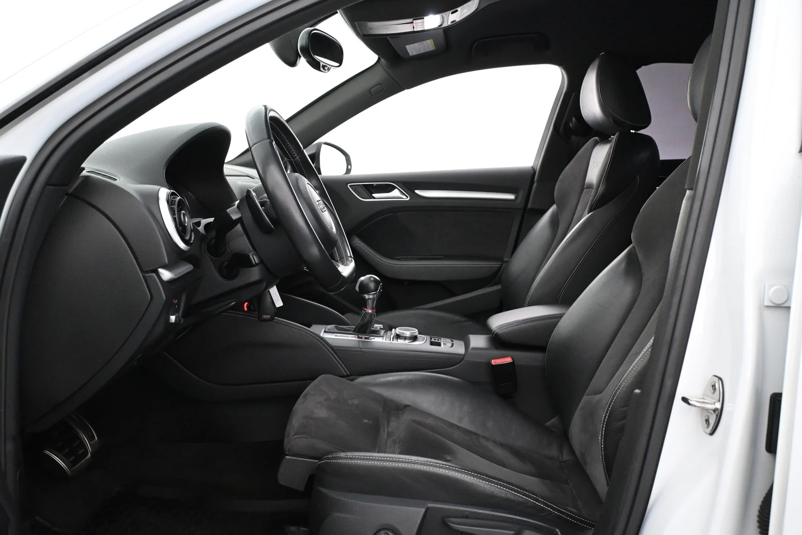 Car Image - 6zBSJC7zPp6ATeJzJmZXOZ