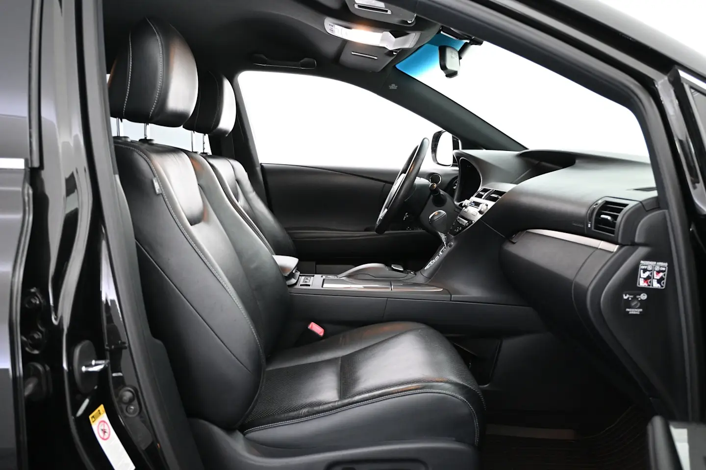 Car Image - 4wtU29RGguBYnfXaAIEGP6