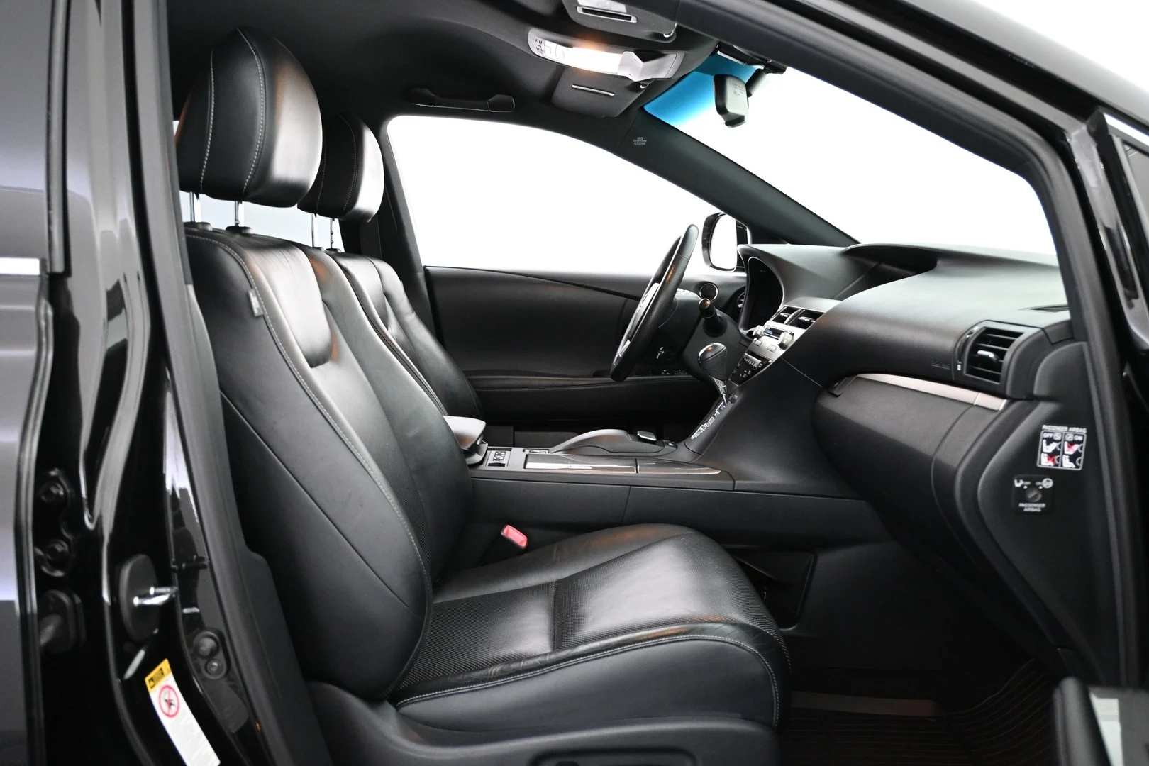 Car Image - 4wtU29RGguBYnfXaAIEGP6