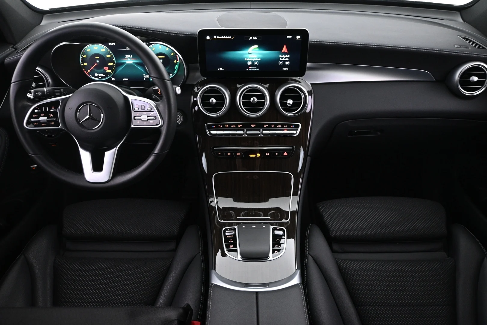 Car Image - 6H2r5xwdSU8rhUpXaard6D