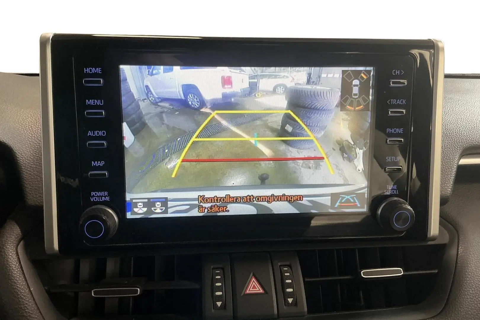 Car Image - 1Bbt9sNJN3UJs9PNpgaV8F