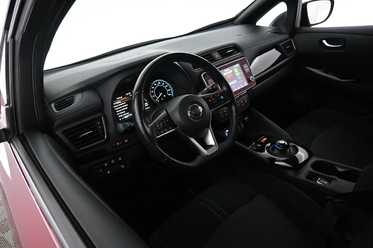 Car Image - 3ZQeQ1LyCD8qf5vhnEsysn