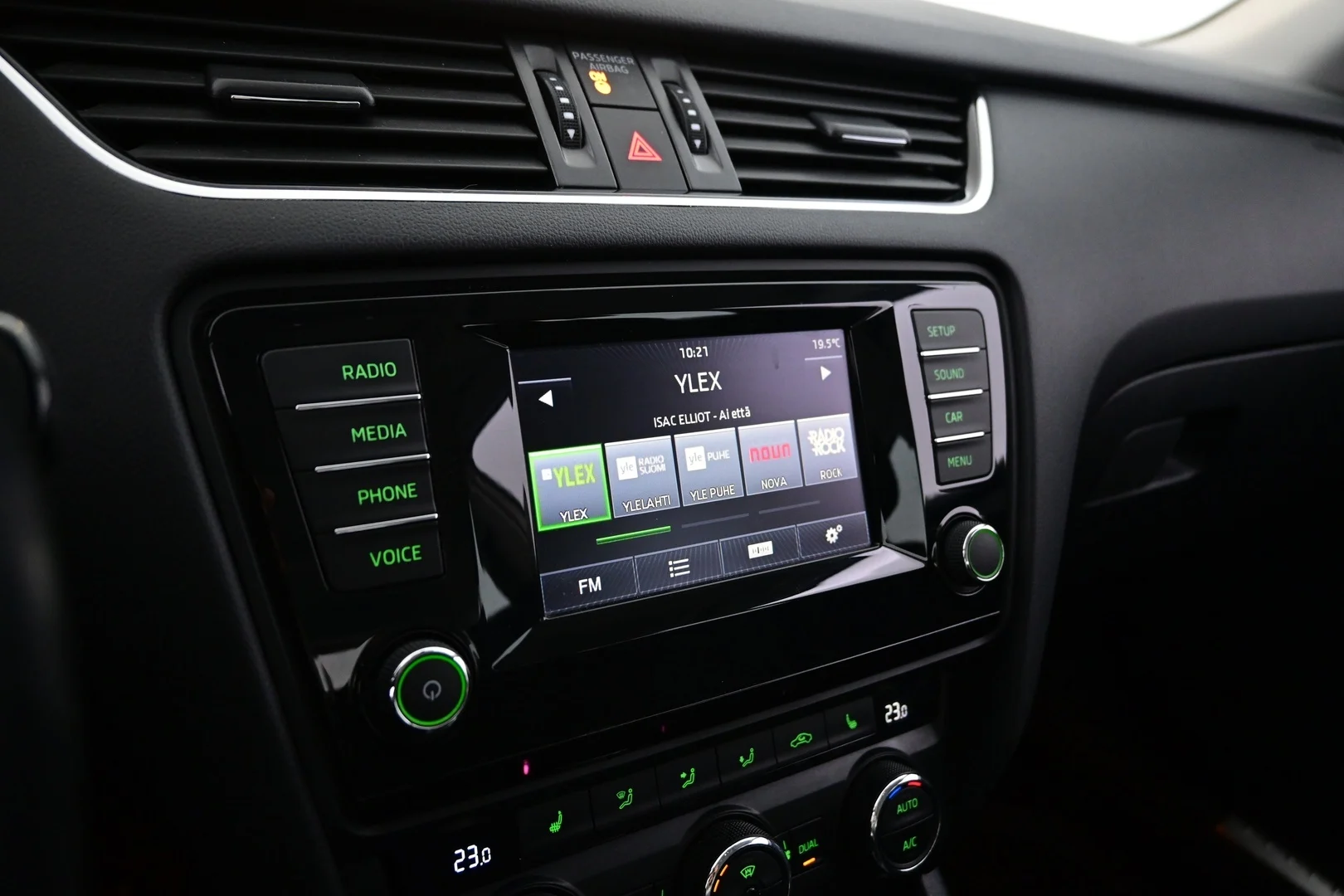 Car Image - 2XegQVmIwsXVGjiIW3Yg8v