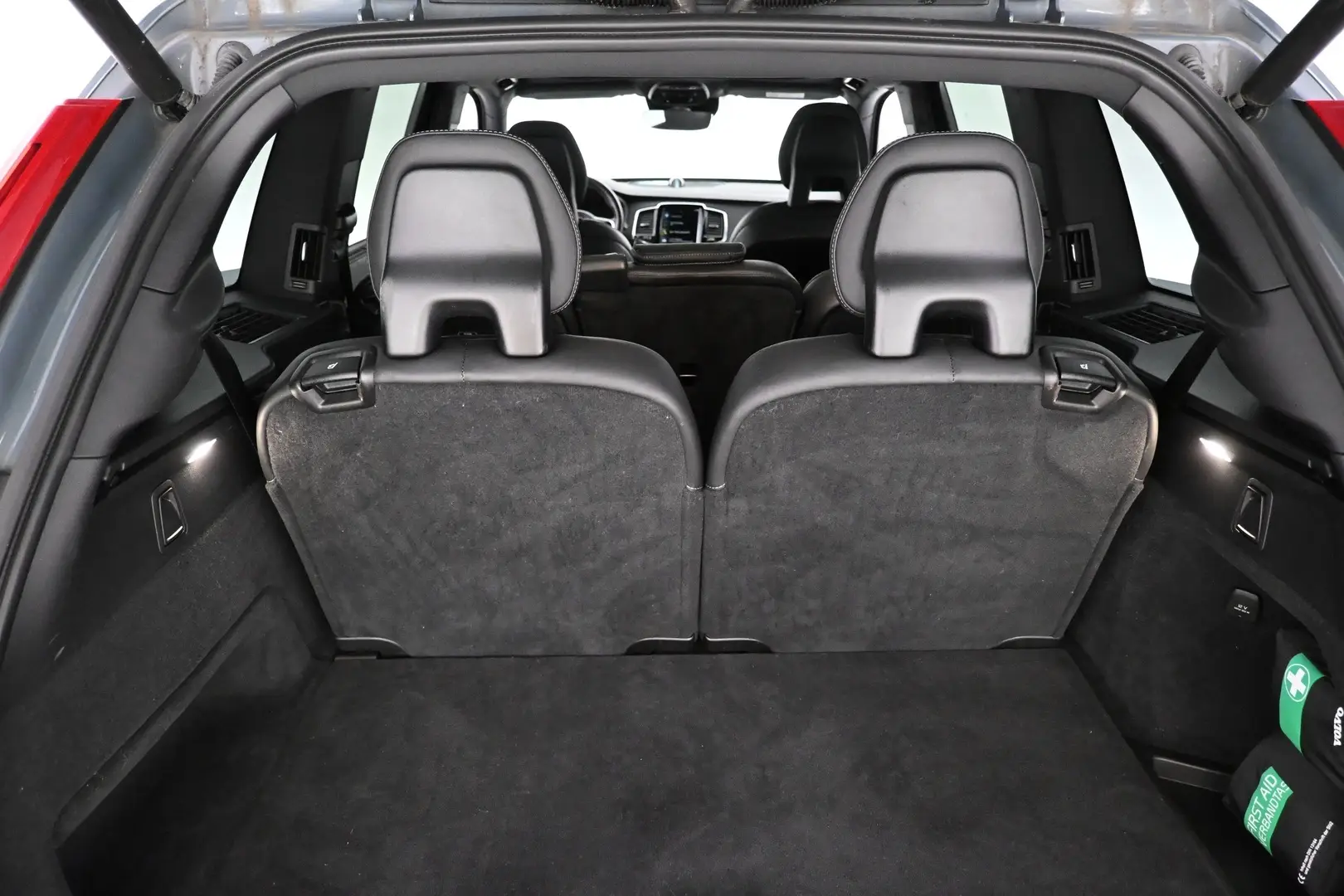 Car Image - 77n7xVQZlWssKUg0vZ7R5x