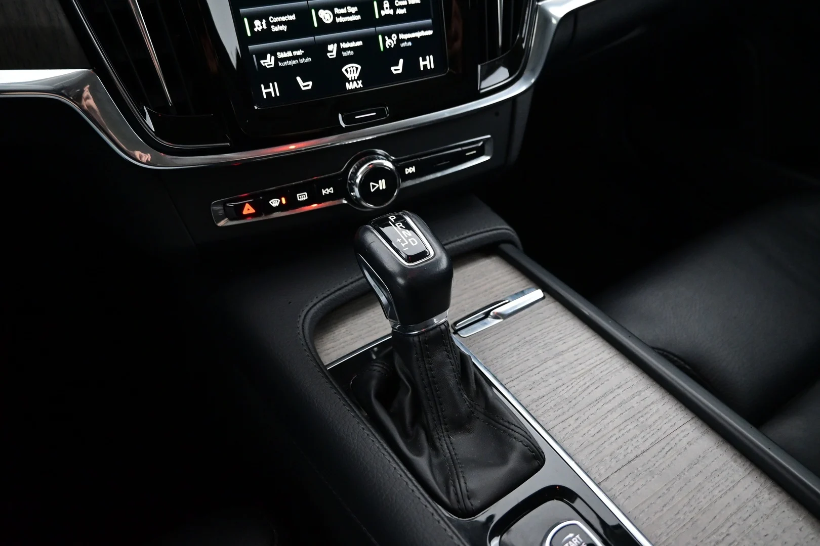 Car Image - 3S97yGlK444vOhzKbO8TnM