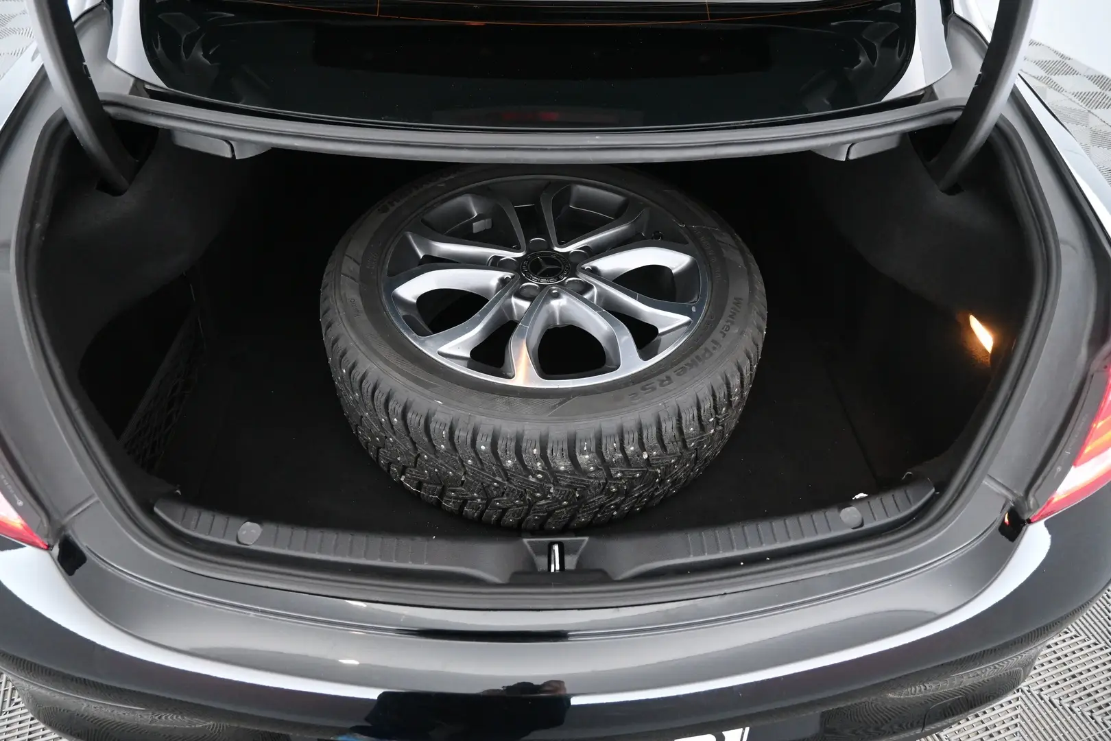 Car Image - 39WdJArrsdIxtU5tm0YrBi