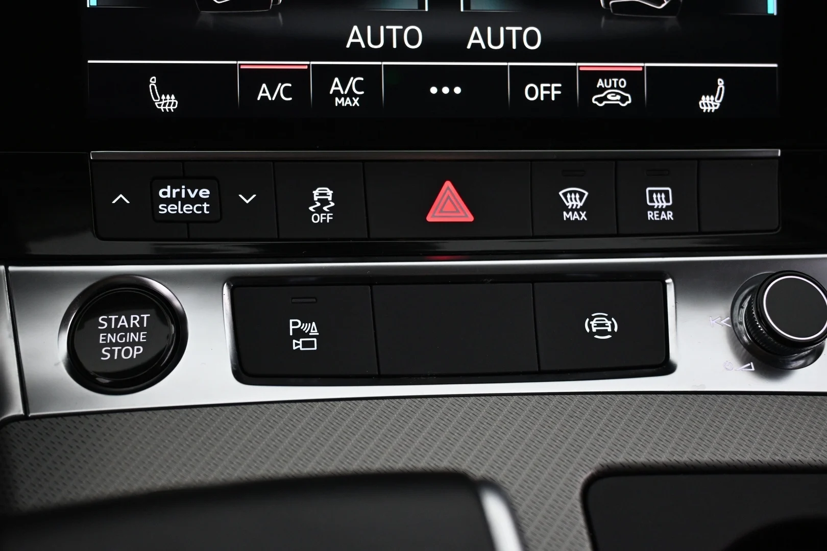 Car Image - 7Cam0FwuDstxceyoH8U1S6