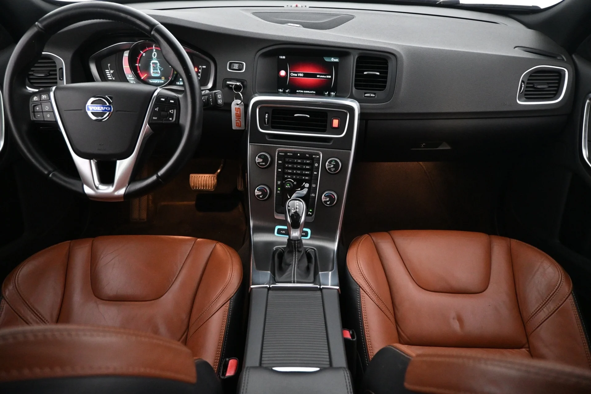 Car Image - 1HJLOsAzlcjUh3lidgyJNn