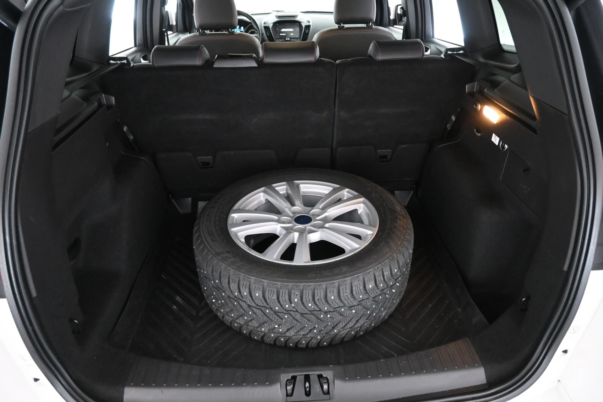 Car Image - 5GGY7UU7mmfUrB5y8uuz1z