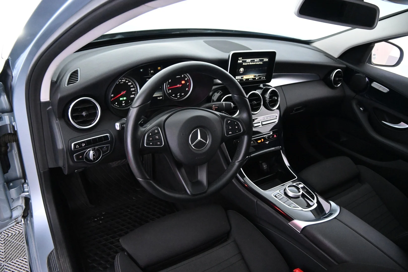 Car Image - ogRHLvv1UQFW4B7LPhD67