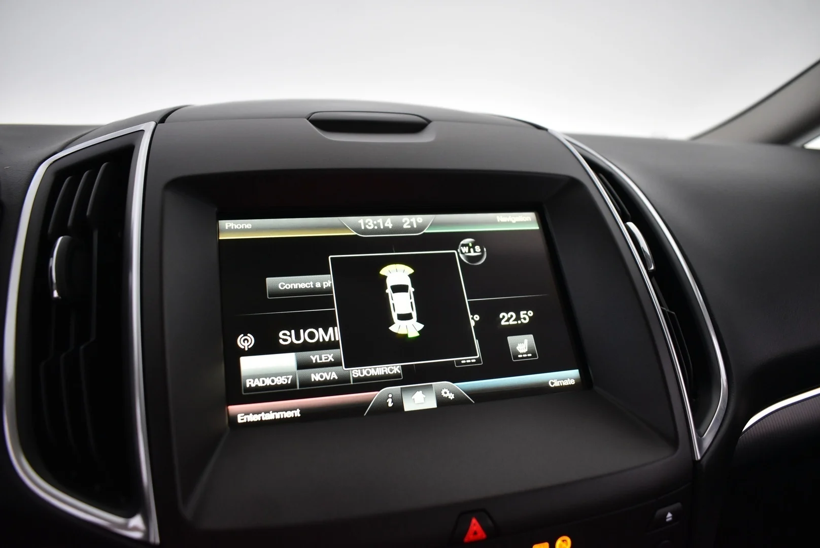 Car Image - 3mM3qLM4ar0ttZ15BgMBwk