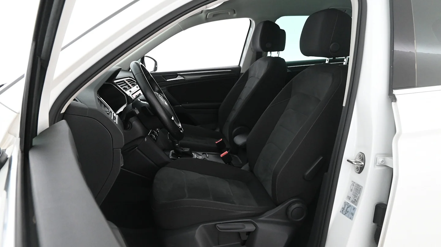 Car Image - 7mge4nIvtCVZvqAwyoYoBD
