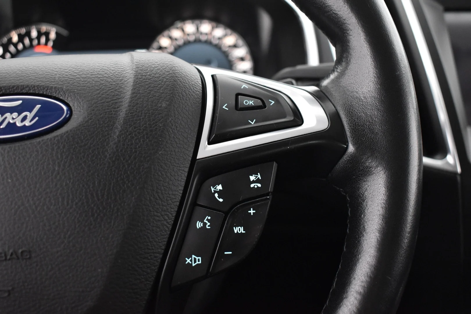Car Image - bAo5caeL3b3eIEMPE7T9V