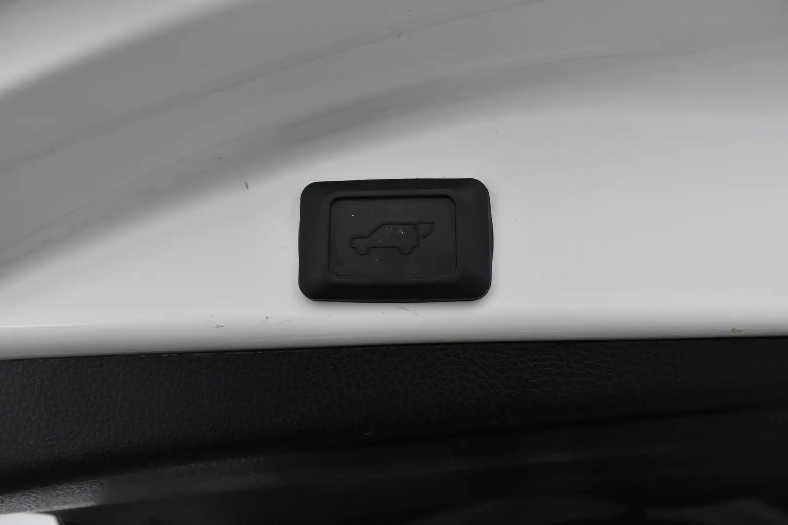 Car Image - 7xtCdh2BwNfoygWE0Zvjja