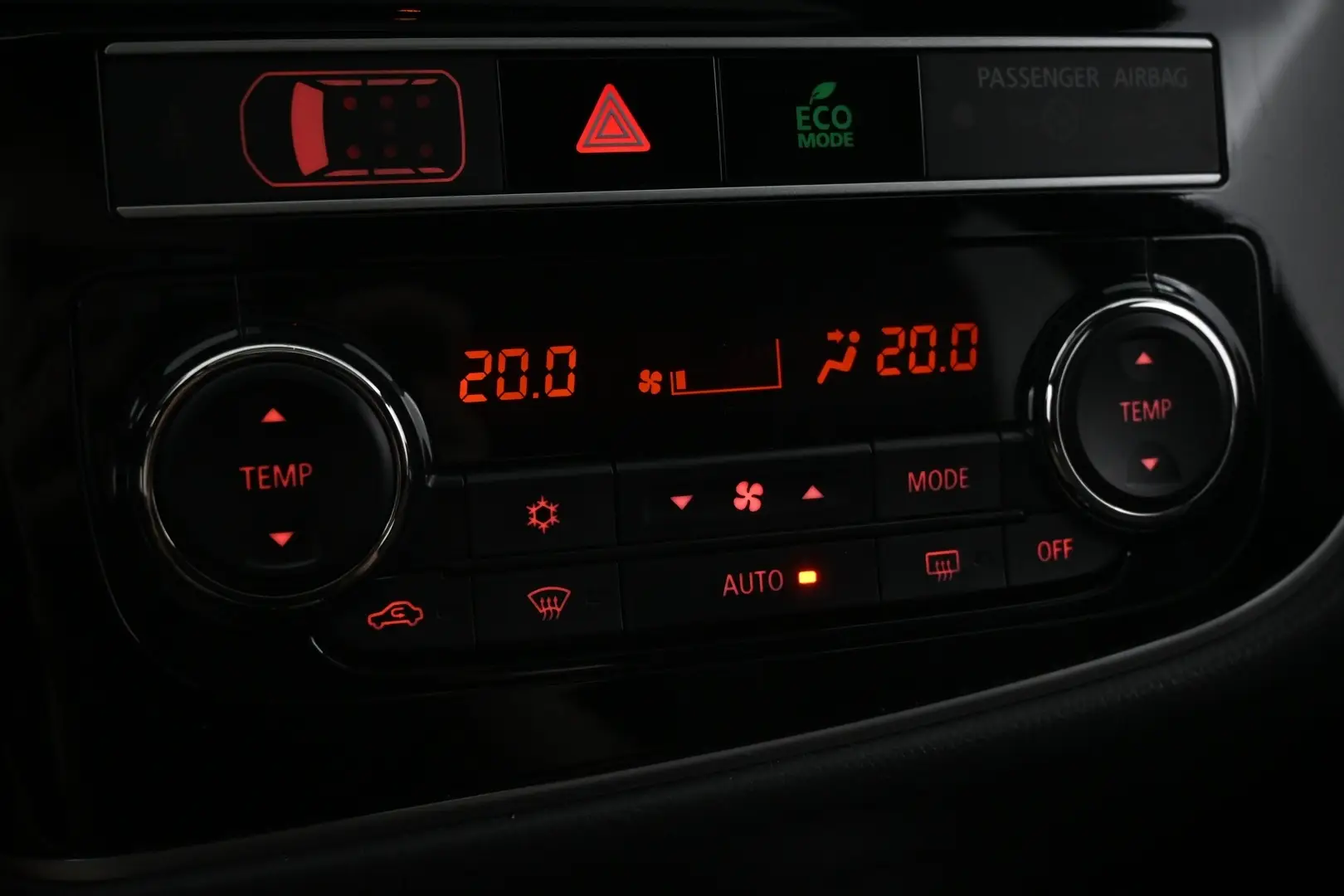 Car Image - 2SAMVje4uvCIewS8bVksO4