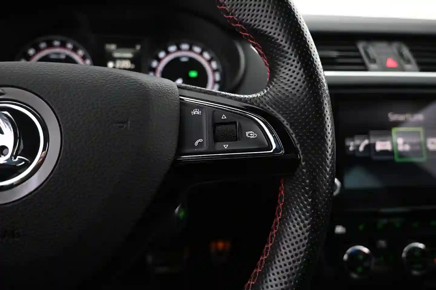 Car Image - 1g0pHIiboUCU8Caj54EQam