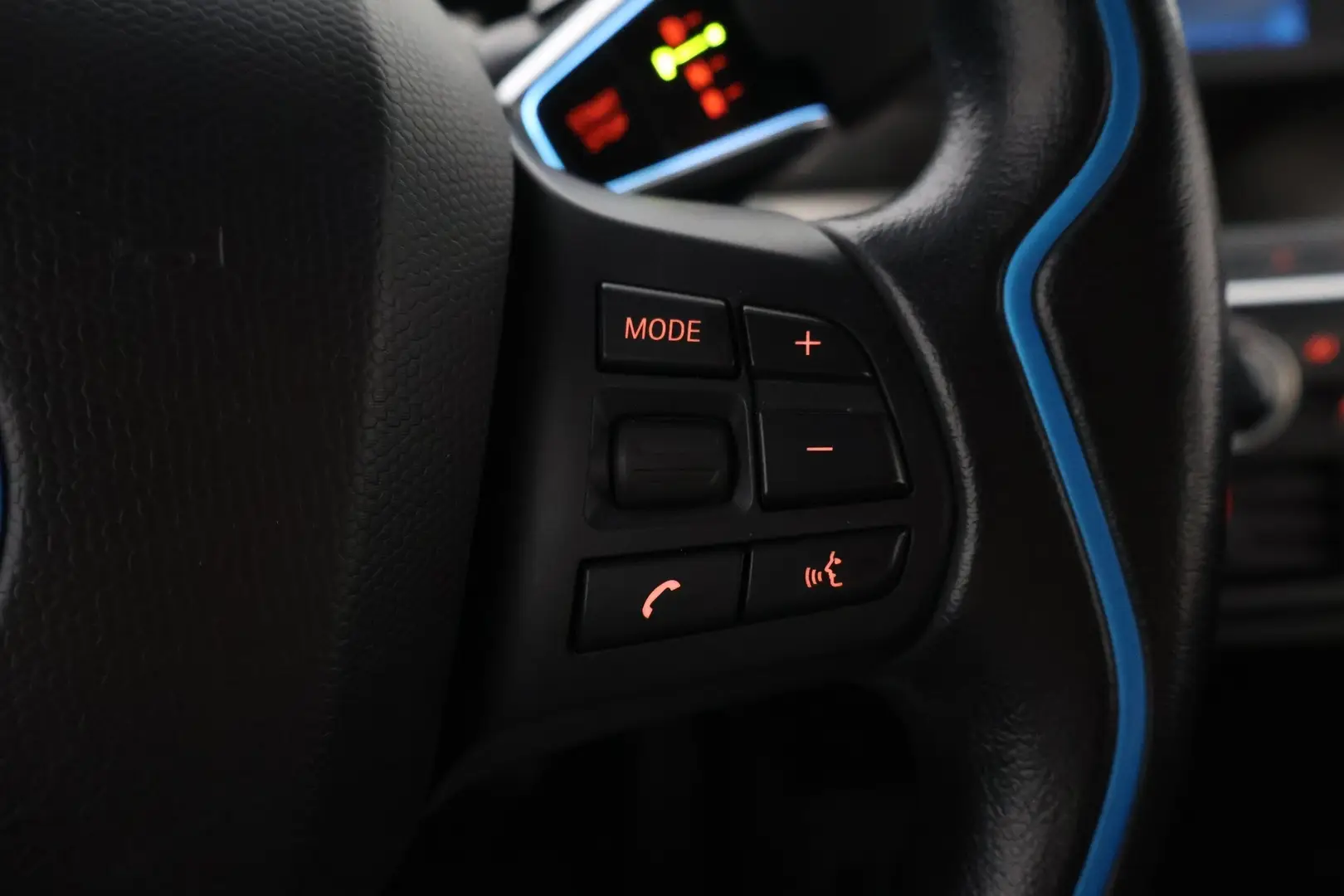 Car Image - 4914r7kvcLmcNP4Uvdiw6r