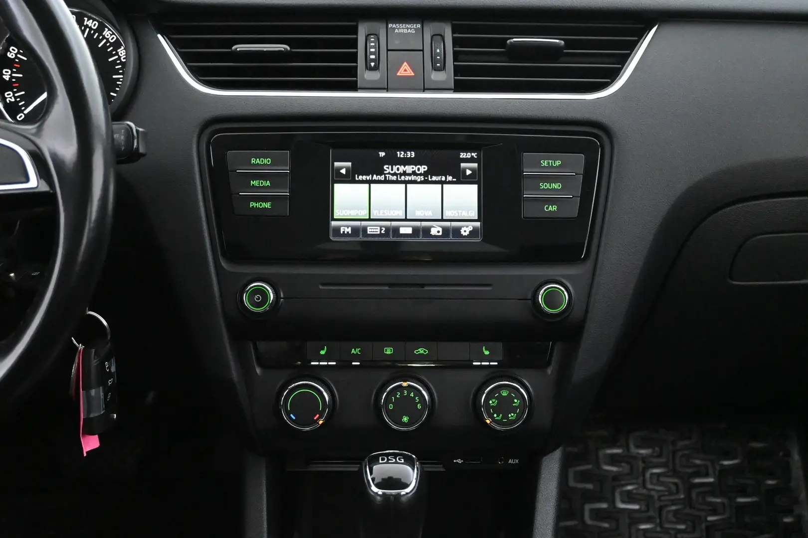 Car Image - 7lu156UoFOV6JFxhcXcnL3