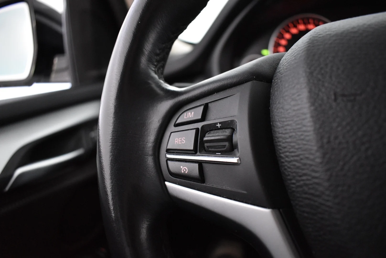 Car Image - 1neuPDgB5Fj7fhp0AASmiM