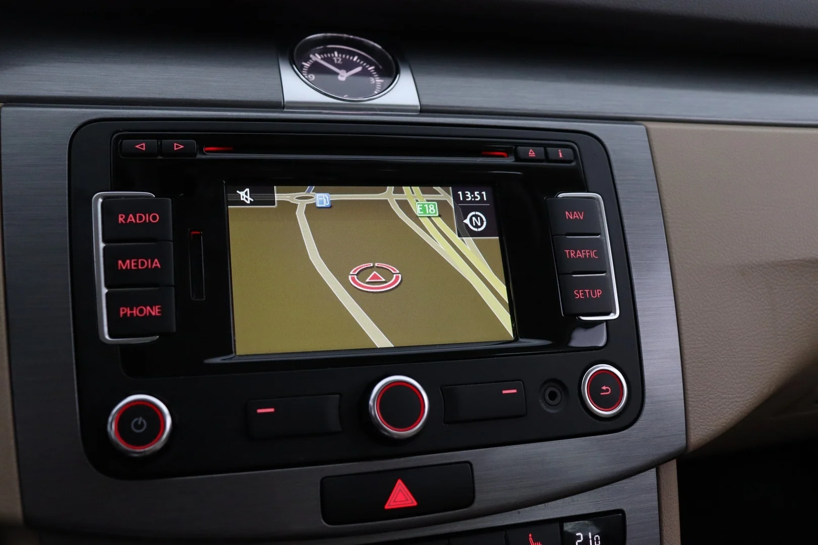 Car Image - CsOvGhCtNqliUzKyBxAmo