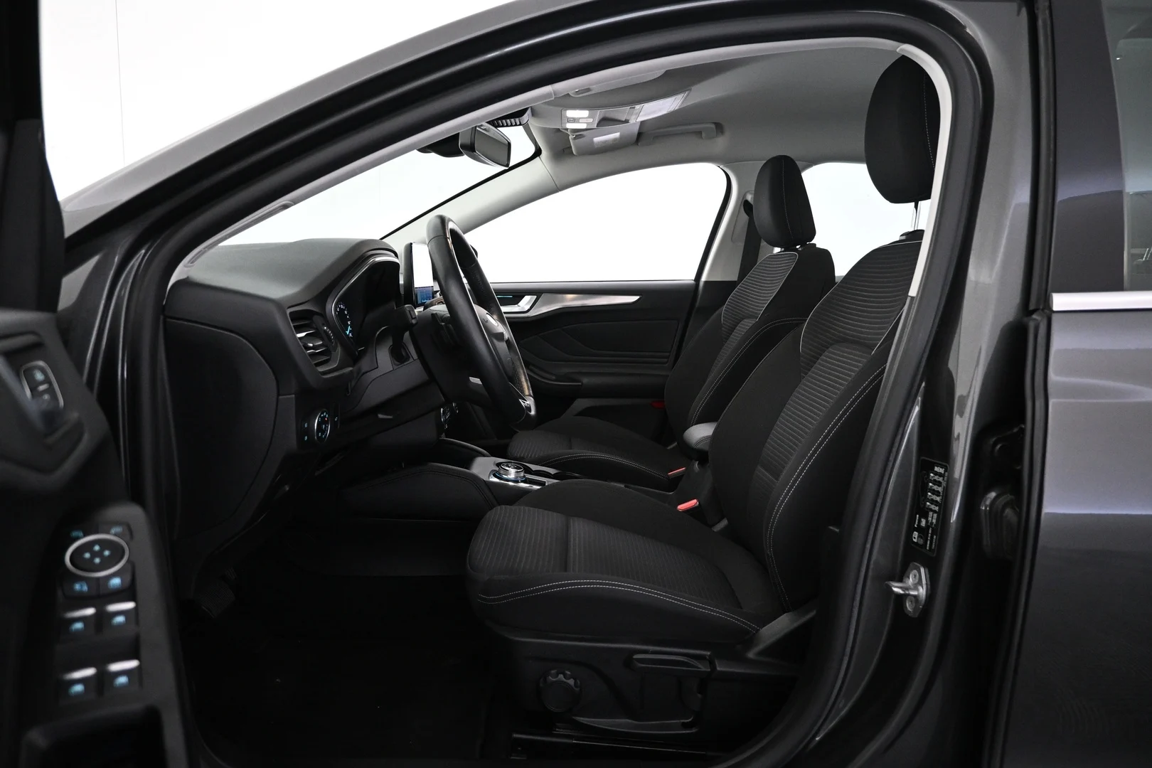 Car Image - 5x6eR6PRGZ4hcPYWnt00ih