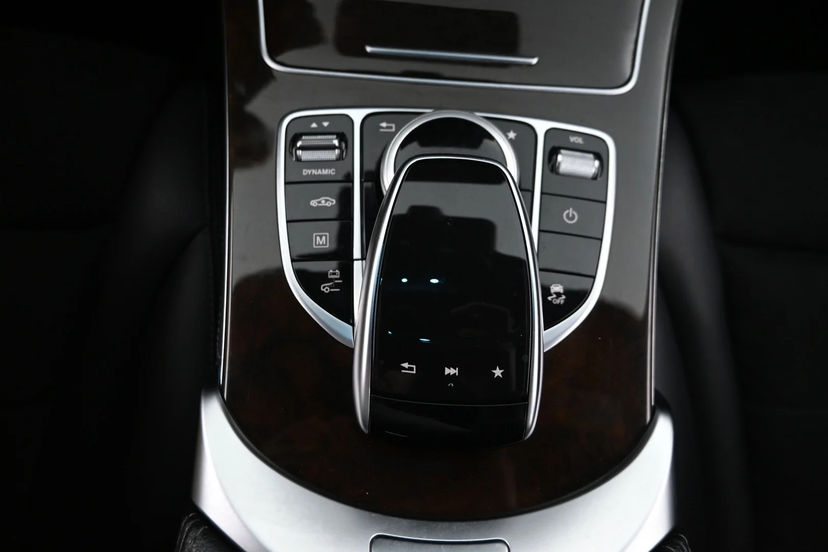 Car Image - 4RHvGbQbv1eImPt51pWnVU