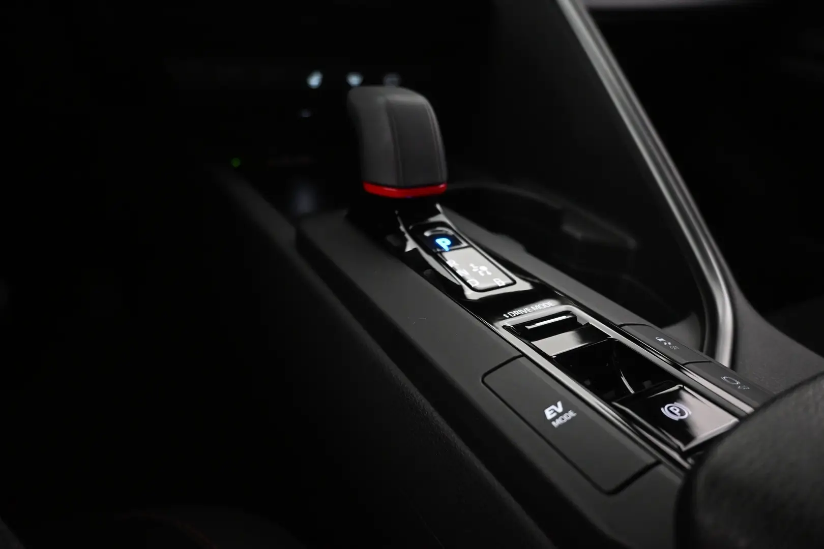 Car Image - 7j4KkDC0ygsqrfFqfqCzZd