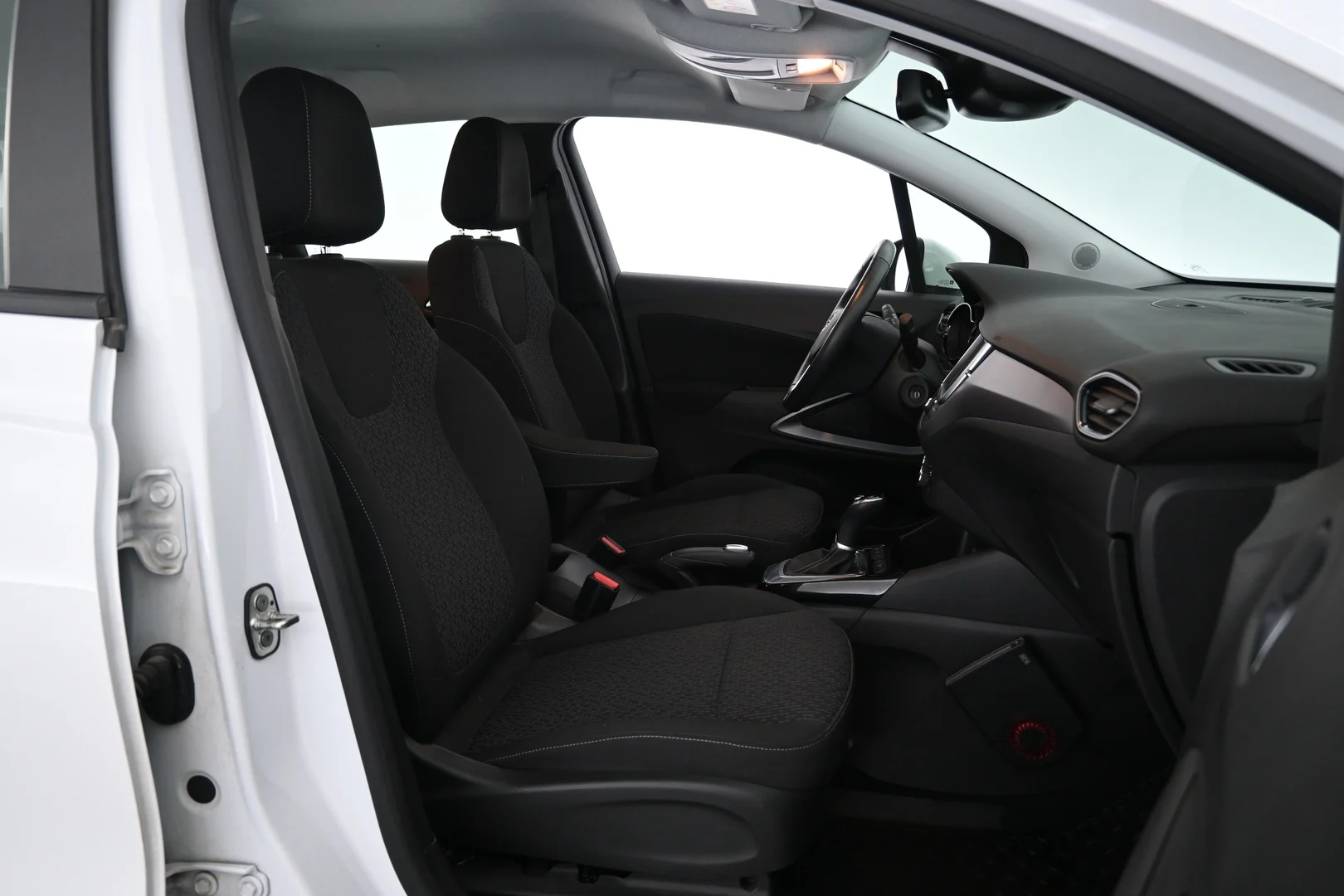 Car Image - 2qQlM9UbQSZcAAfopIqbXc