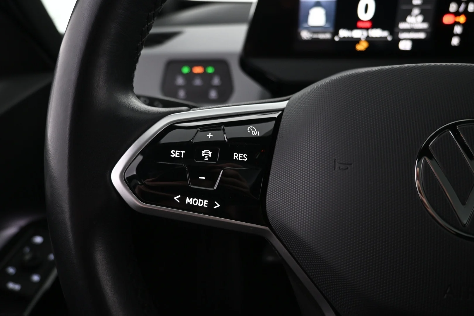 Car Image - 6zvbcFiruZOYSrPxVvwNuF