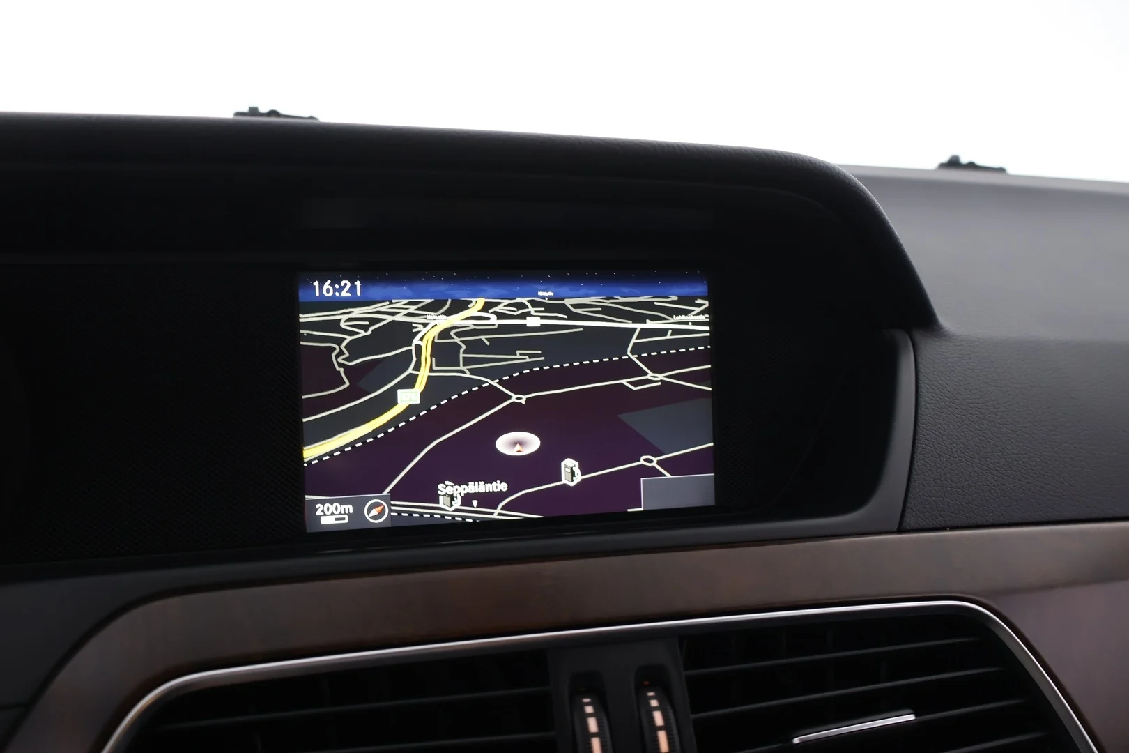 Car Image - 7v0aqT4a4r1IuCuDGMZCTC