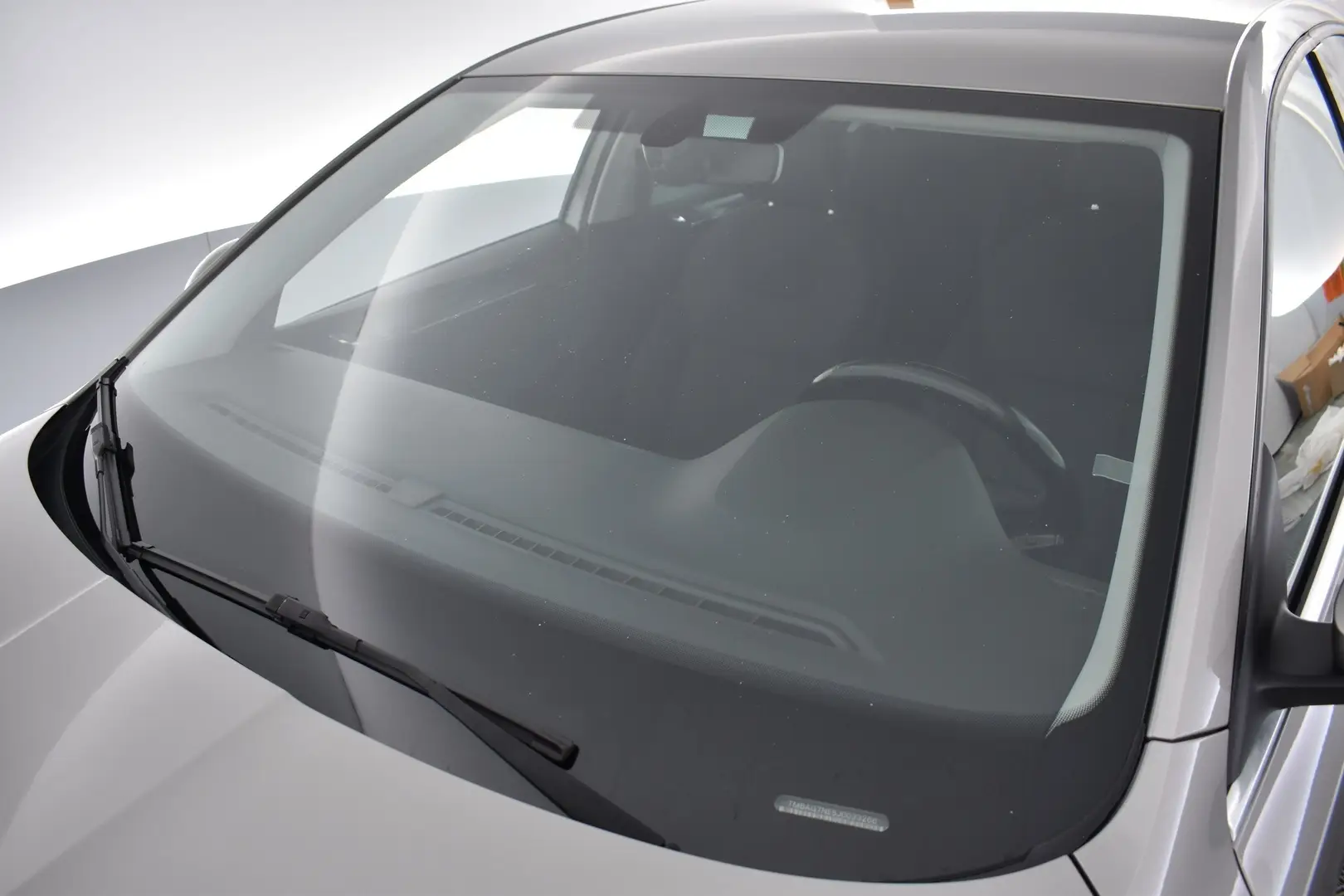 Car Image - 2kxQZzxosUd0VRSseNQTWF