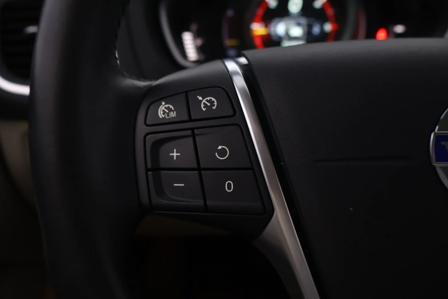 Car Image - 3UMfZqDxBKi8E8XAH27PTI